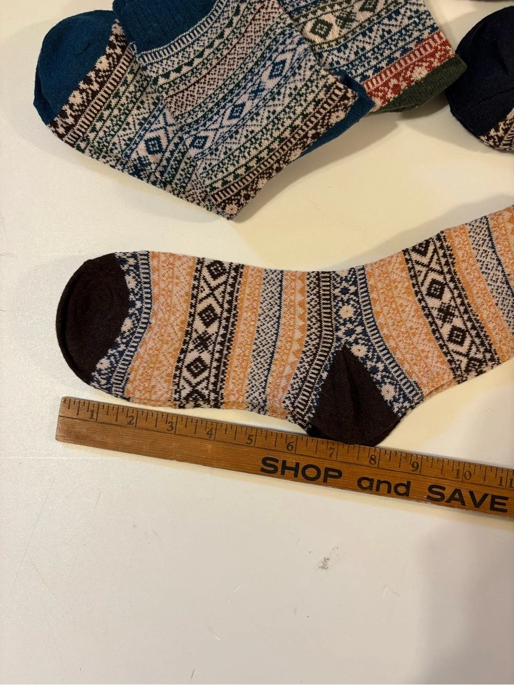 Women’s Patterned Crew Socks - Mixed Colors